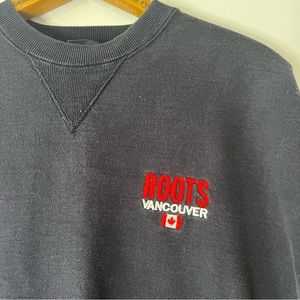 ROOTS vintage “Vancouver” crewneck sweatshirt